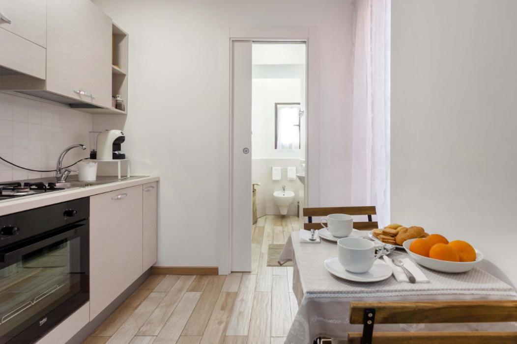 Centre Apartment Grotte Bianche 2 كاتانيا المظهر الخارجي الصورة